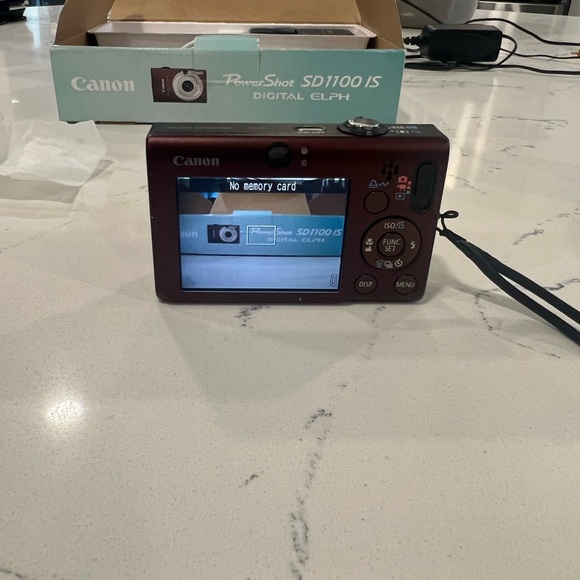 Canon PowerShot SD1100 IS Compact Digital Camera - Maroon Red - Picture 2 of 11